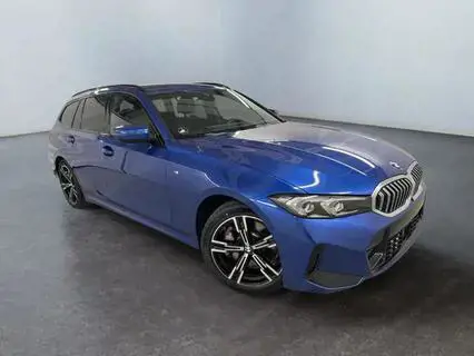 BMW  180 kW (245 PS), Tip-/Steptronic, Allrad