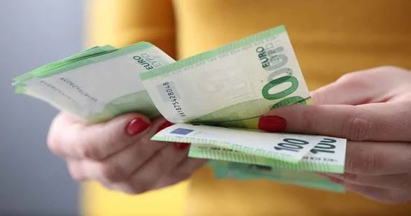 Wir bieten Finanzierungs in Österreich zu sehr transparenten und unkomplizierten Konditionen an.
