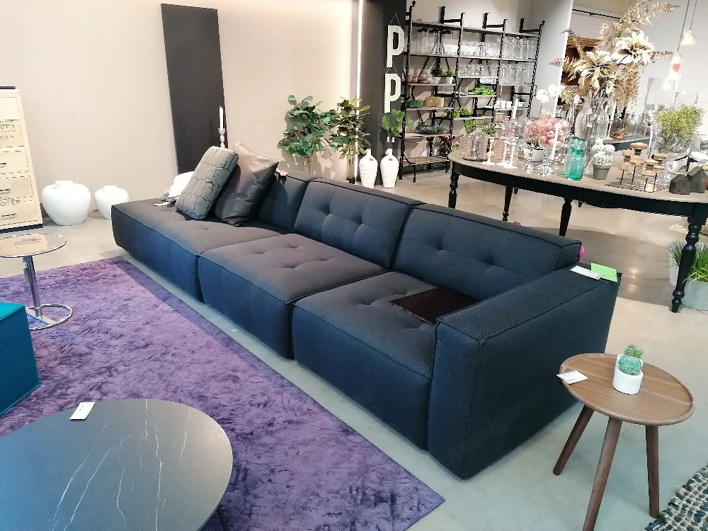 chouch sofa 