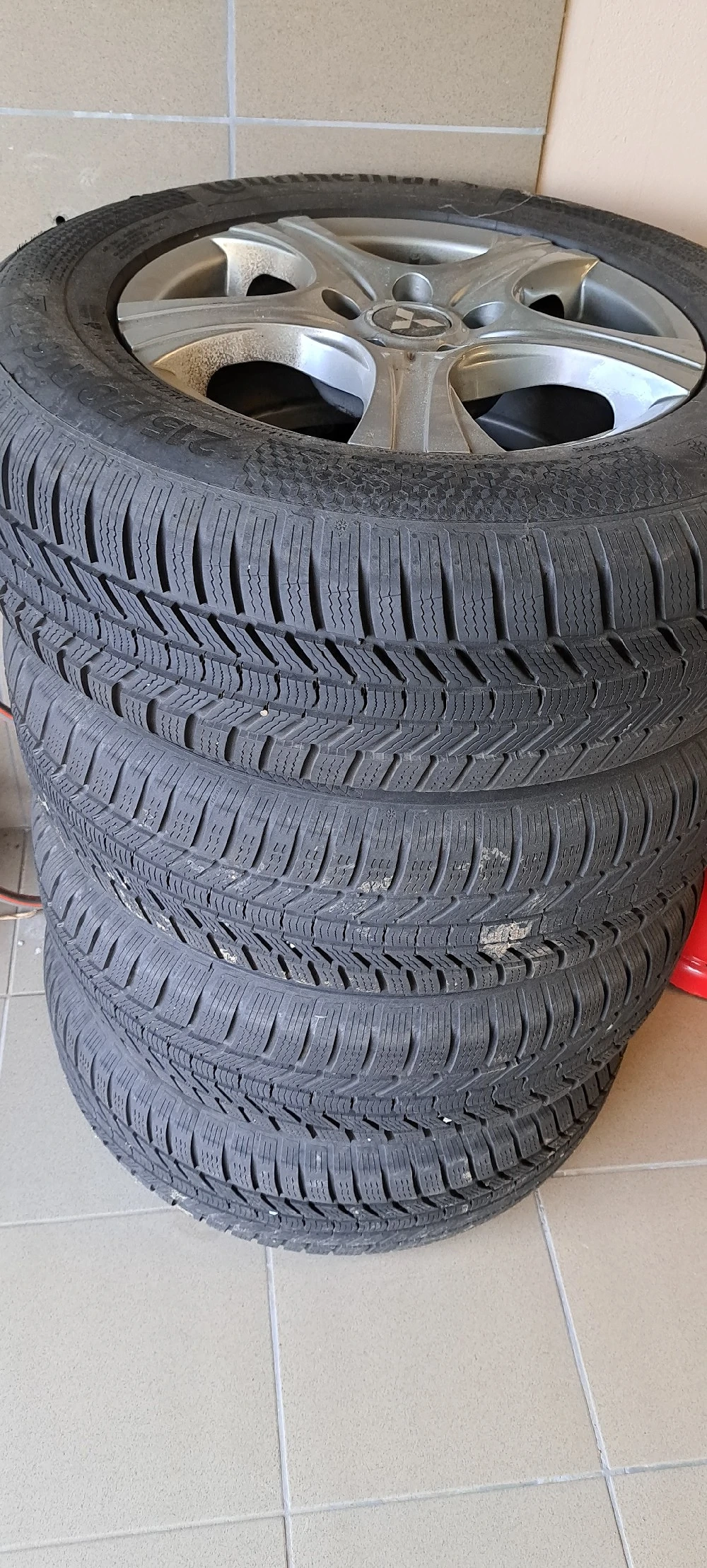 Winterreifen 215 70 R16