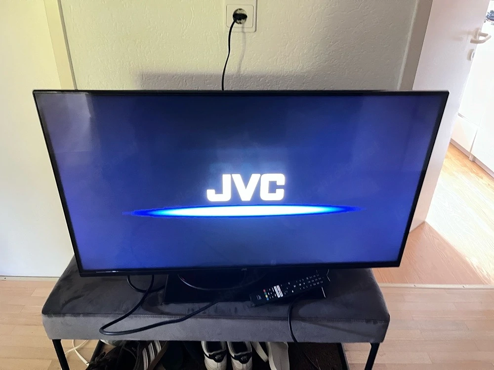 JVC Smart TV 40 Zoll
