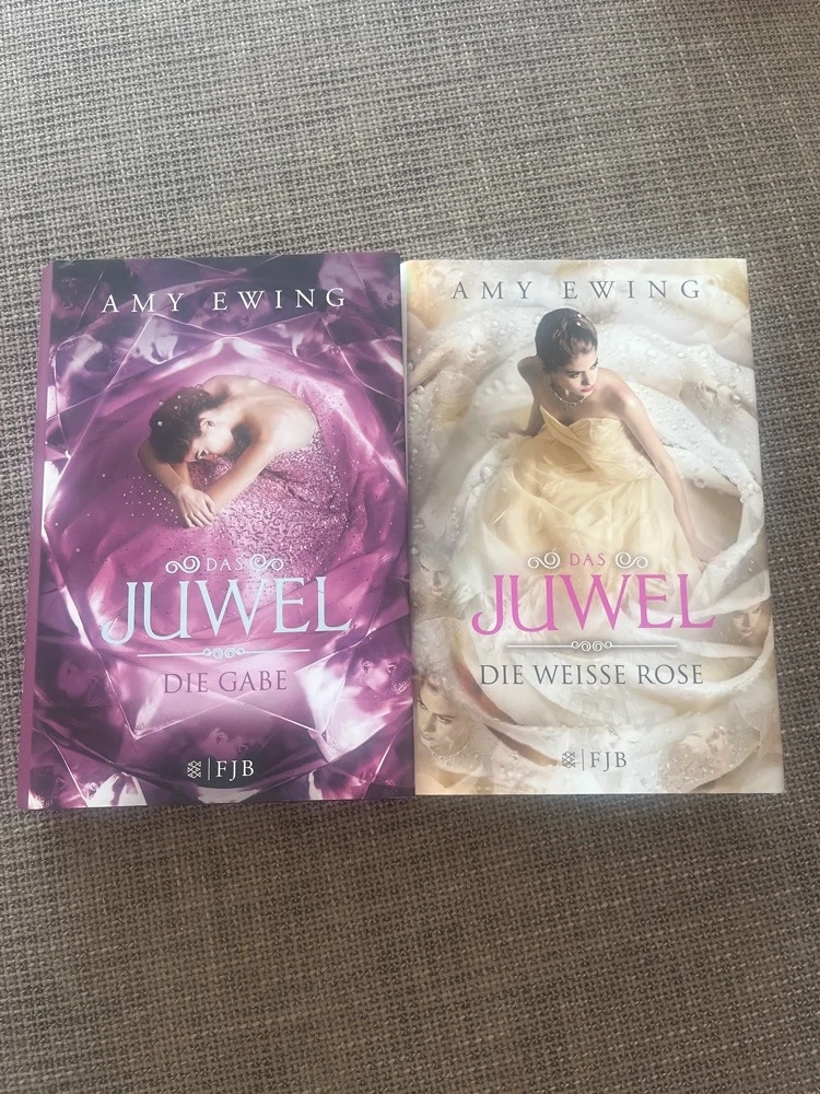 "Die Gabe" und "Die weisse Rose" von Amy Ewing
