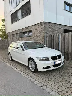 BMW 3er-Reihe 330d X-Drive Kombi   Sleeper