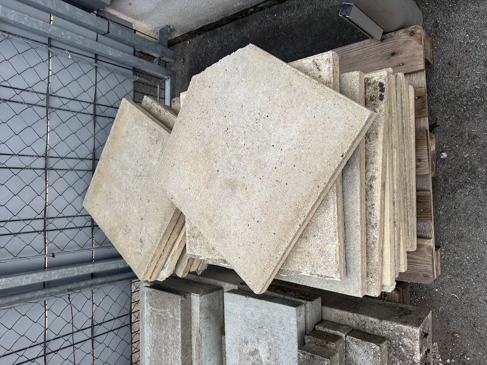 Terrassenplatten zu verschenken 