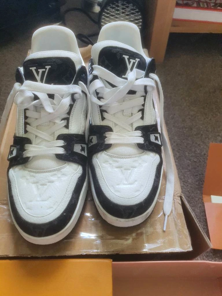 Louis Vuitton LV Trainer Sneaker   Schwarz Weiß, guter Zustand