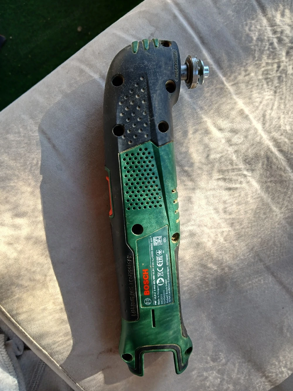 Bosch PMF 10,8 LI Akku-Multifunktionswerkzeug
