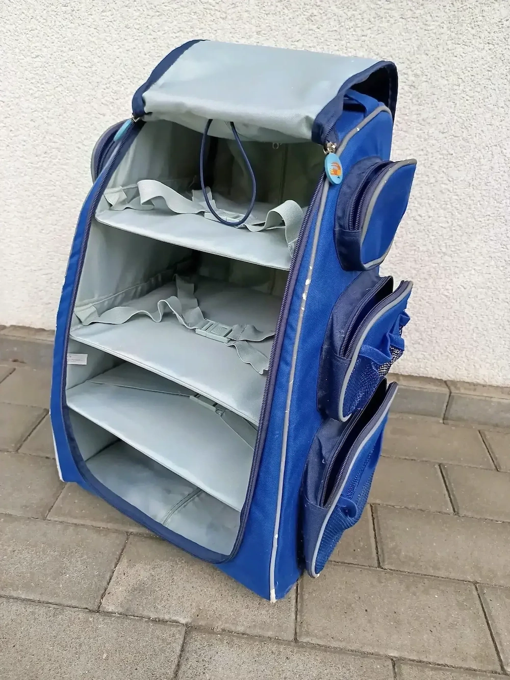 Leichter Reise-Trolly
