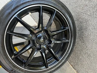 16Zollkomlett Alufelge mit reifengünstig abzugeben6jx16"schwarz für fiat500 alle Modelle anrufen