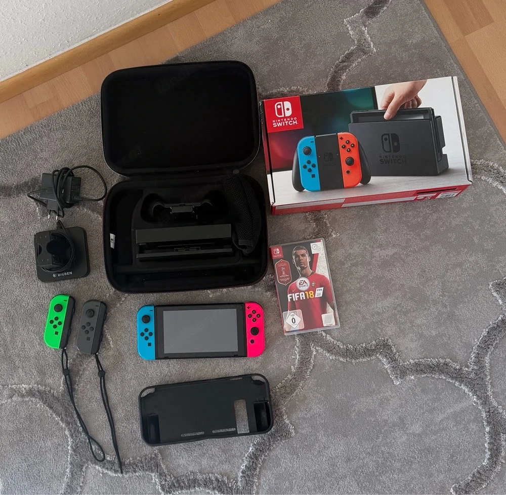 Nintendo Switch Konsole + Zubehör