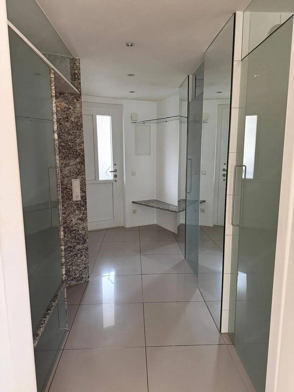 2 Zimmer Wohnung in Muntlix zu vermieten