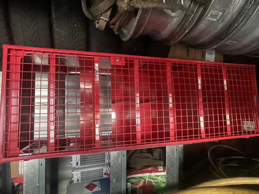 Regal absperrbar