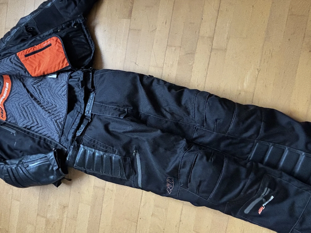 KTM Motorradbekleidung