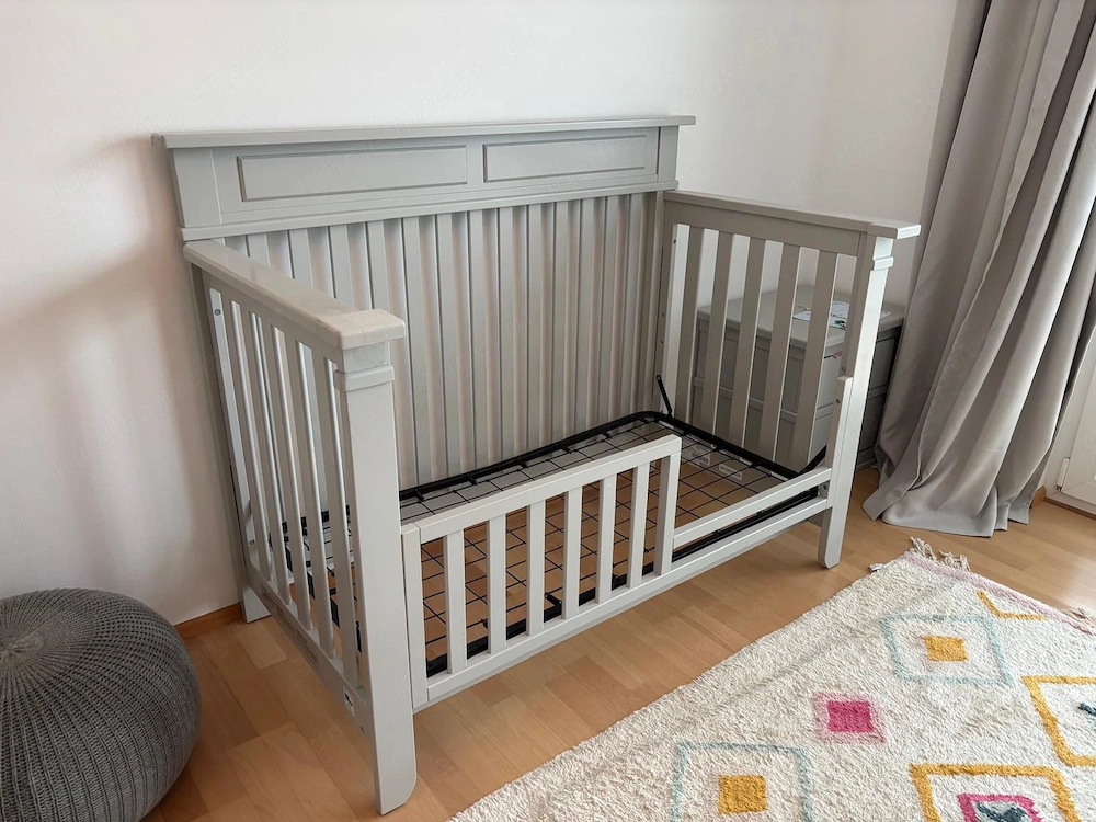 Mitwachsendes Babybett Gitterbett