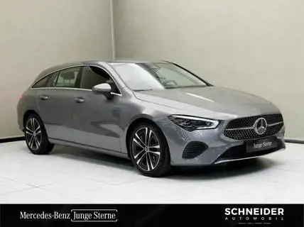 Mercedes-Benz CLA 200 Shooting Brake