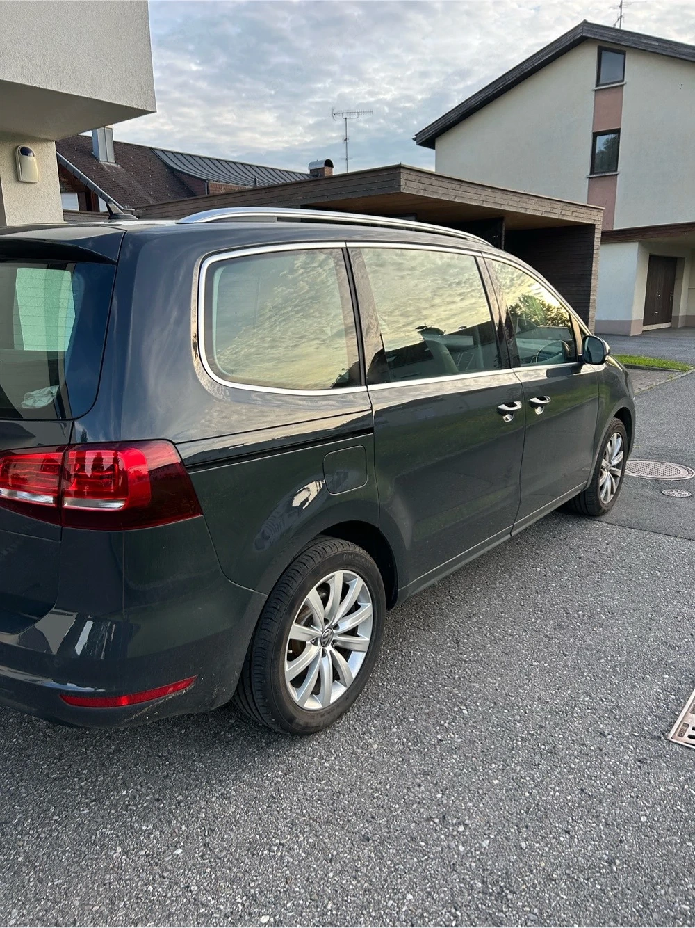 VW Sharan zu verkaufen