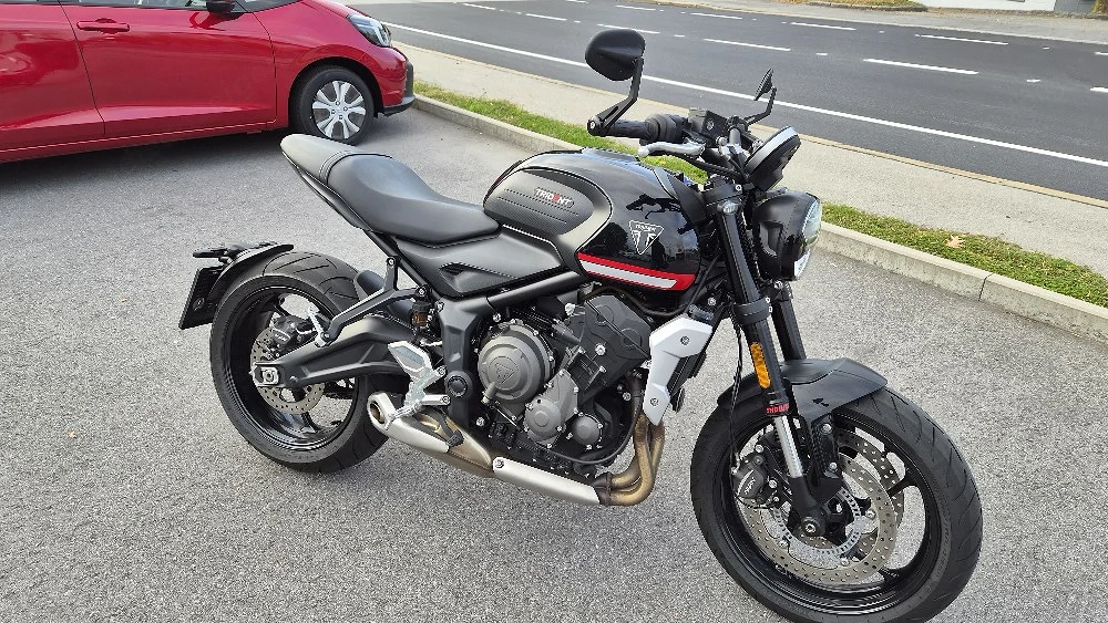 Triumph Trident 660