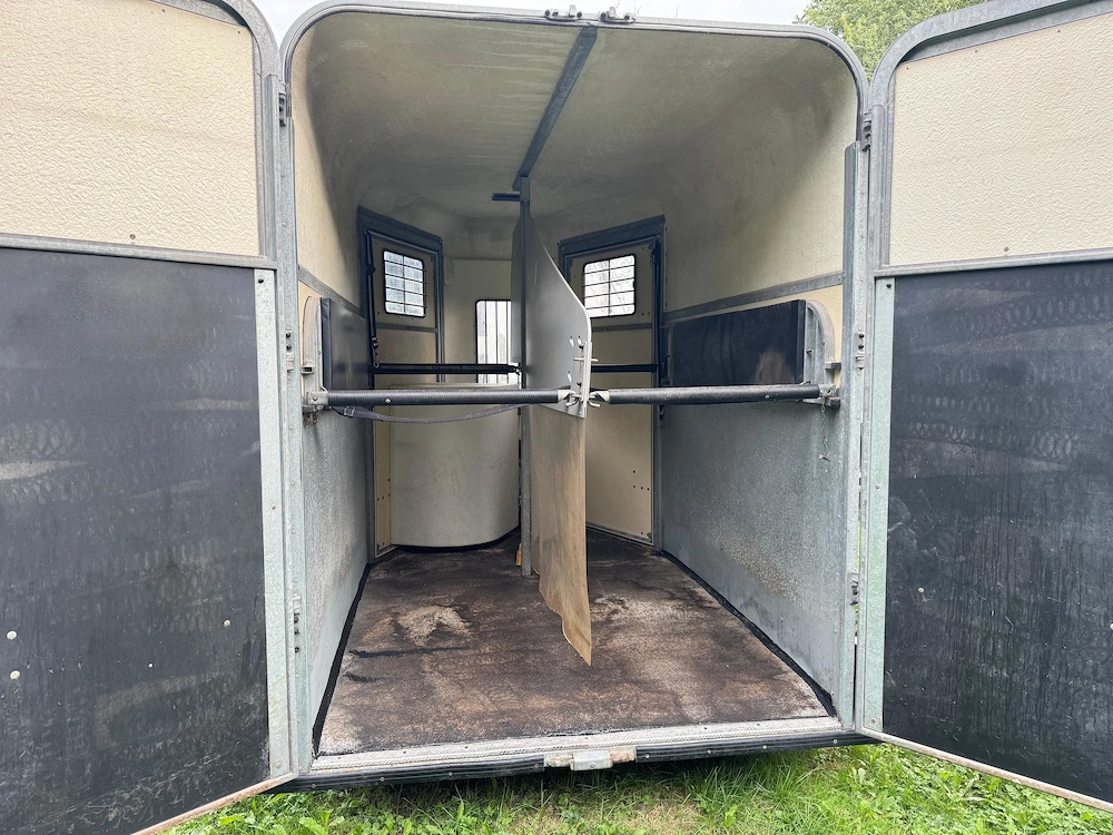 Pferdeanhänger Vans Fautras Promax 2