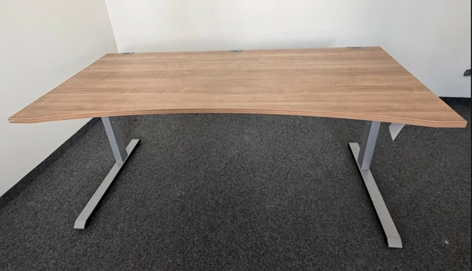 Schreibtisch höhenverstellbar neuwertig