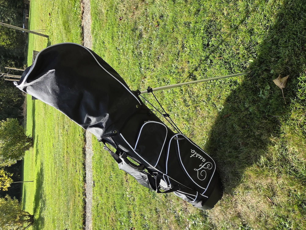 Neues original verpacktes Golfstet inkl. Standbag 