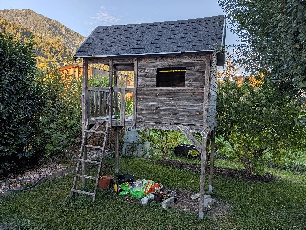 Holz-Spielhaus   Stelzenhaus für Kinder   GRATIS bei Selbstabbau