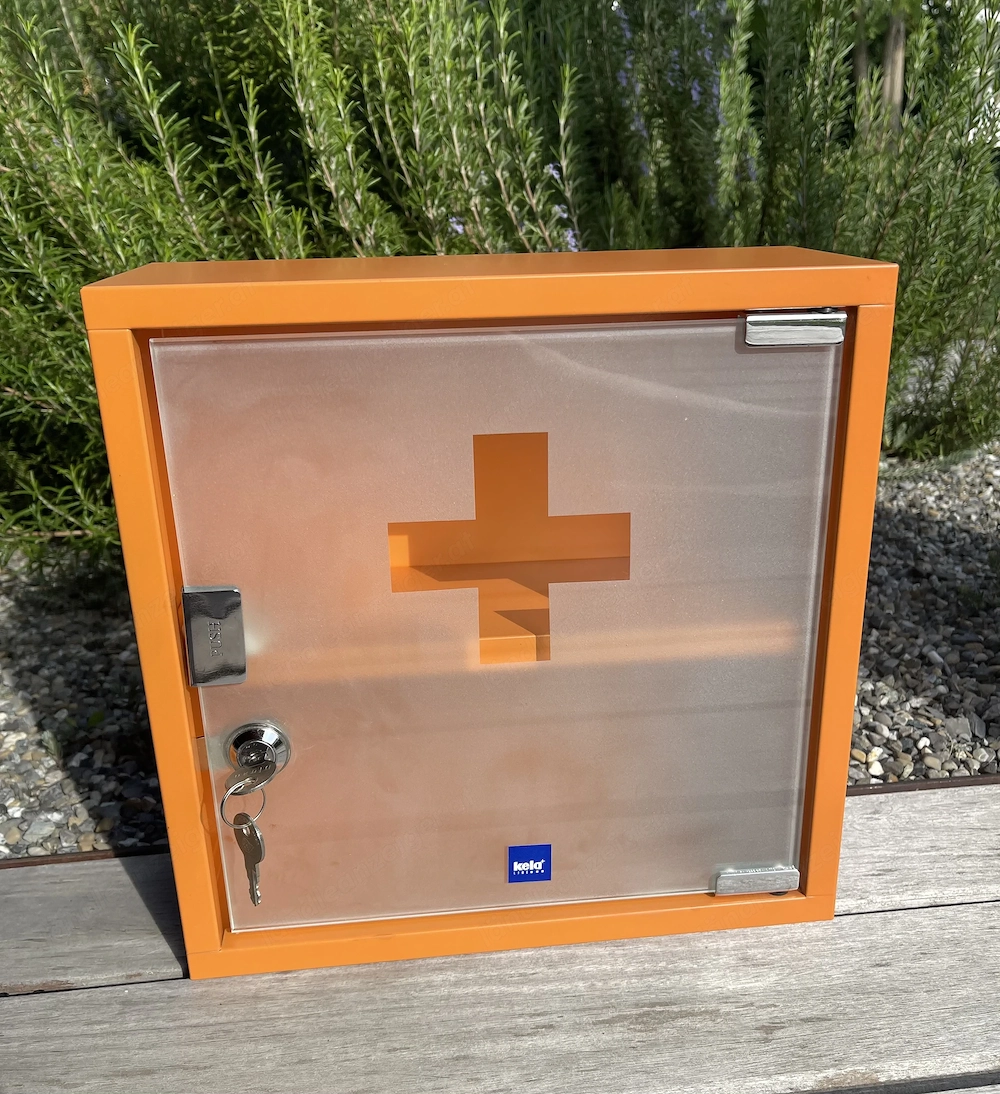 Medizinschrank   Apothekerschrank