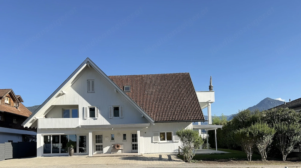 Stilvolles Wohnen mit Garten und viel Wohnkomfort mit Haus-im-Haus-Charakter