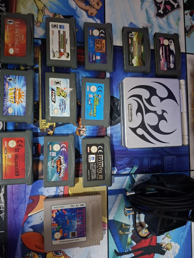Nintendo Gameboy Advance SP Set