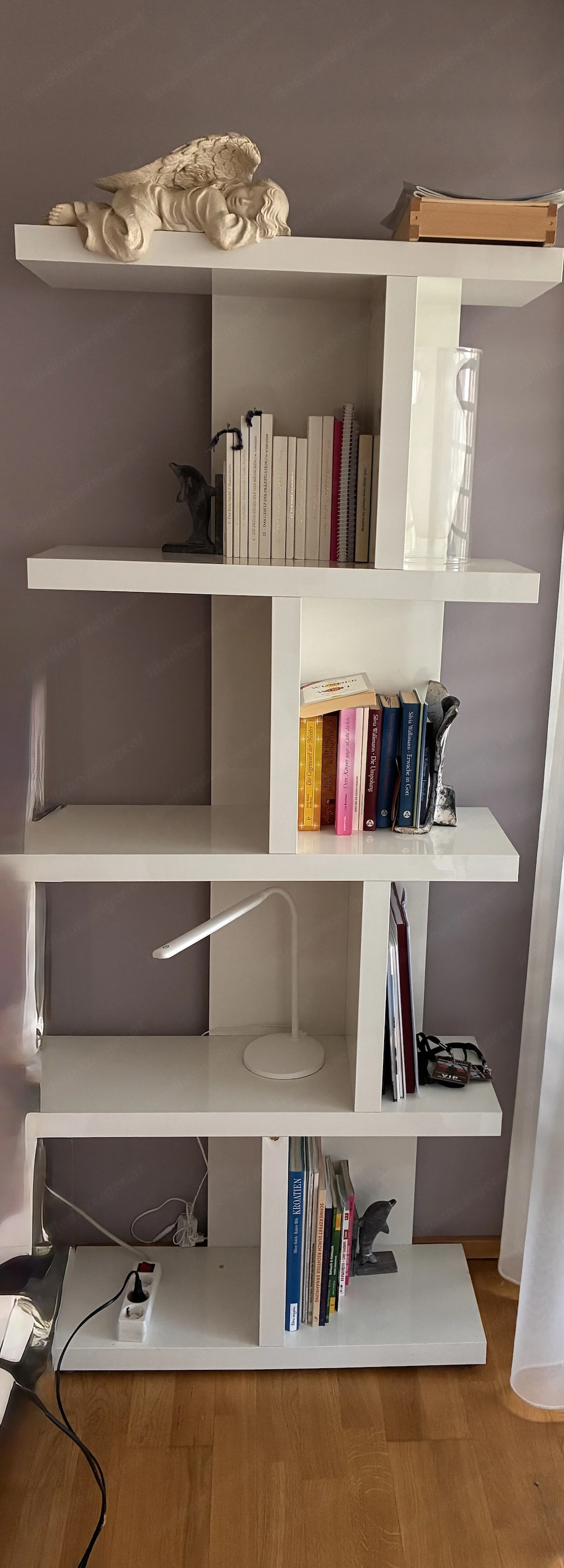 Bücherregal zu verschenken 