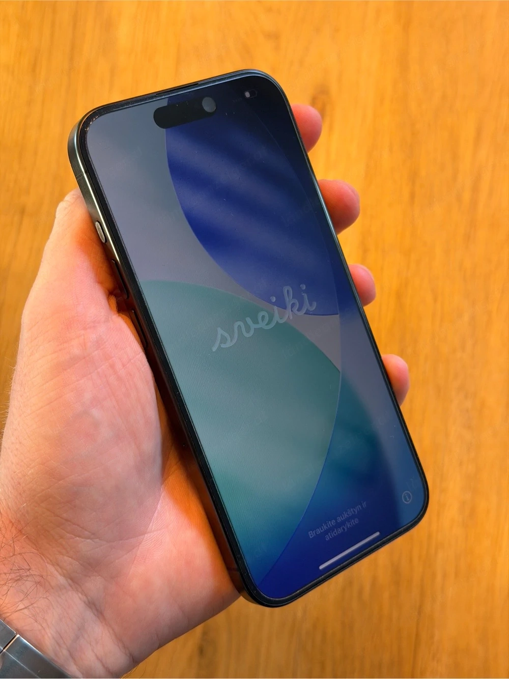 iphone 15 pro - wie neu!