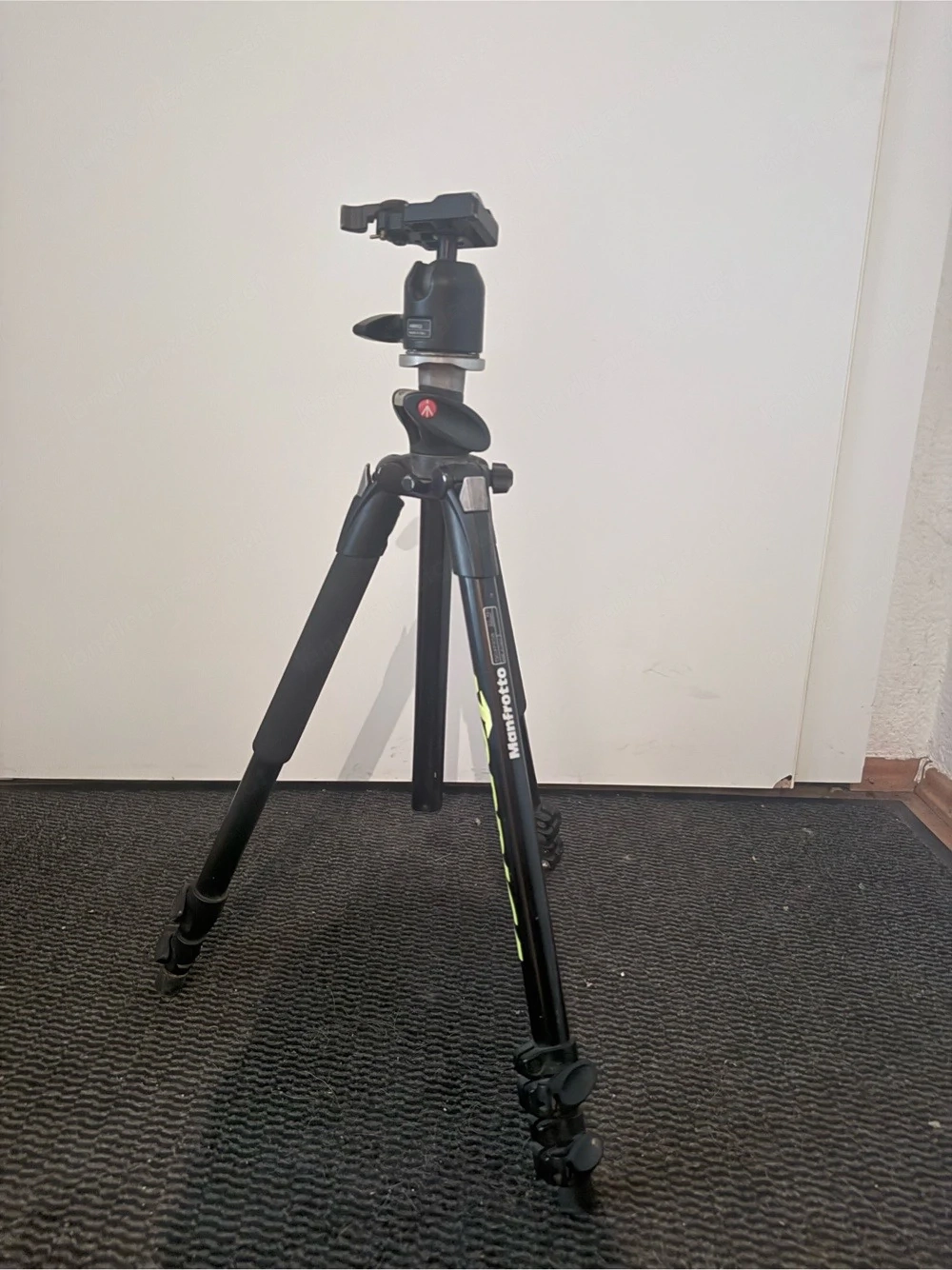 Manfrotto 190XPROB + 486RC2 Kugelkopf