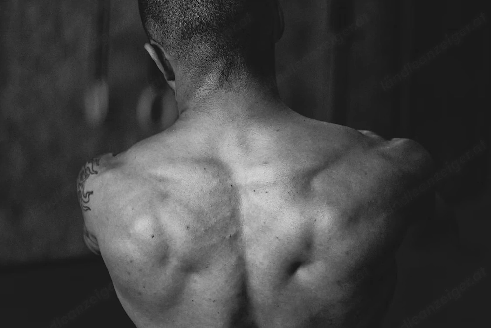 Massage. Sportlicher, diskreter 37-Jähriger. Nur für Frauen.