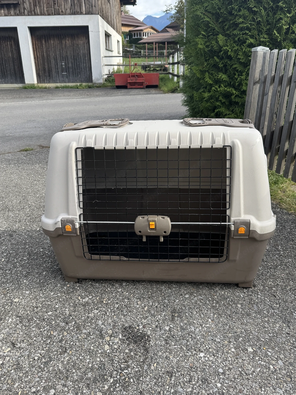 Hundebox zu verkaufen