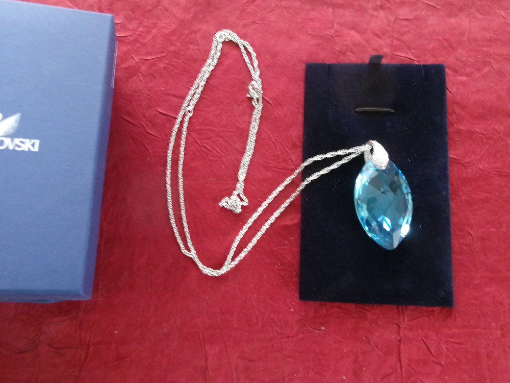 Swarovski - Halskette mit großem blauen Stein 
