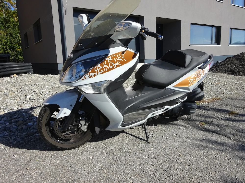 Roller Sym 300i, keine Suzuki,Honda,