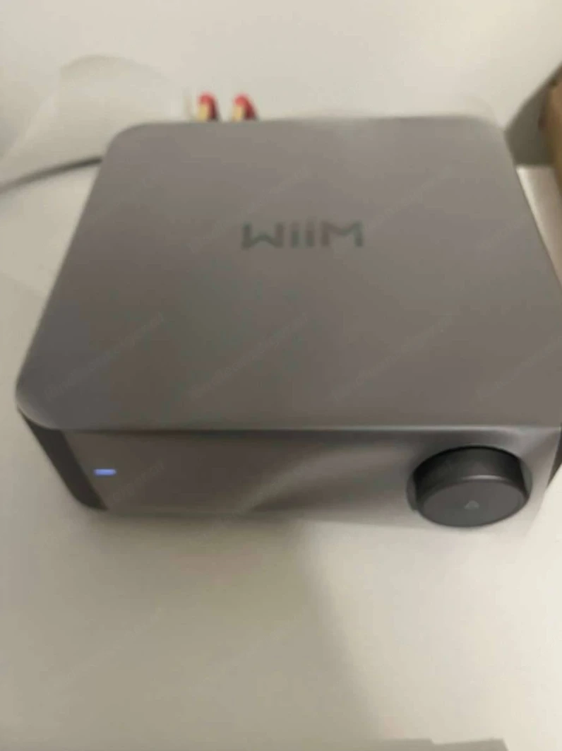 WiiM Amp Pro space gray