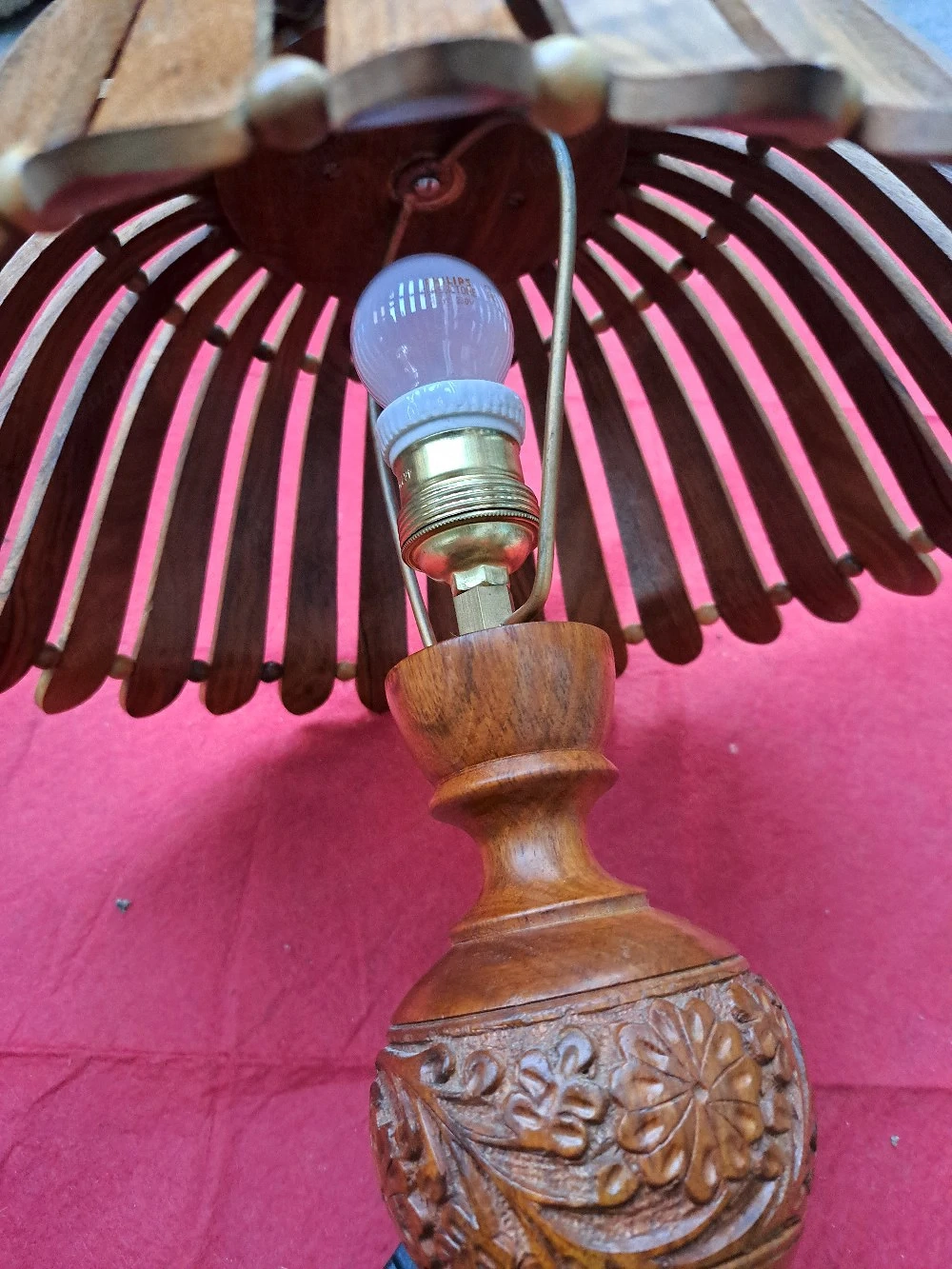 Eine wunderschöne Tischlampe !!