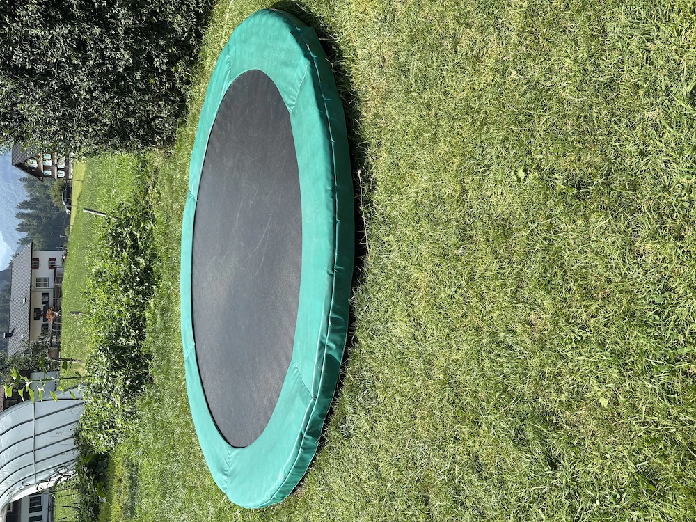 Trampolin Berg Flächenbündig