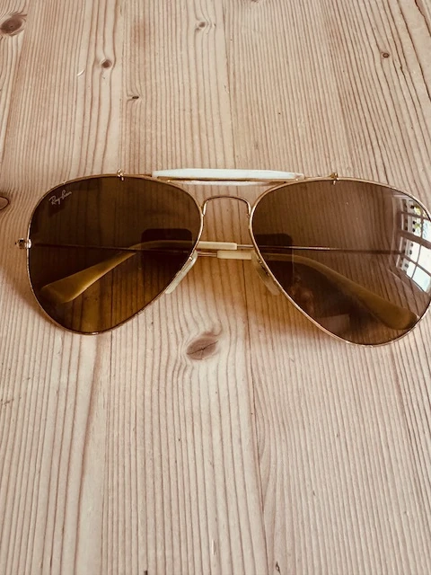 Sonnenbrille der Marke RayBan