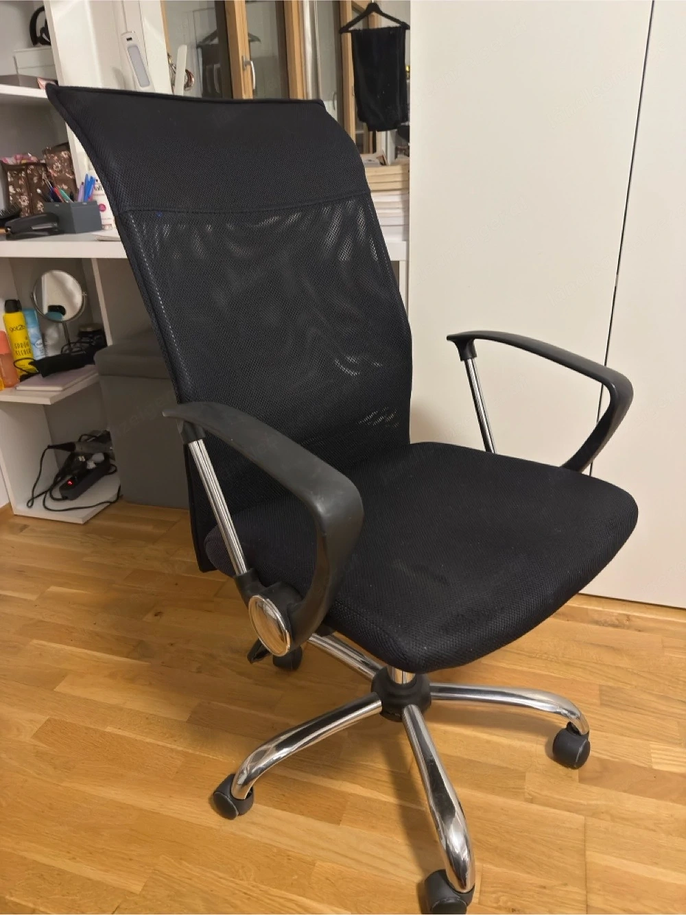 Bürostuhl    Schreibtischstuhl zu verschenken