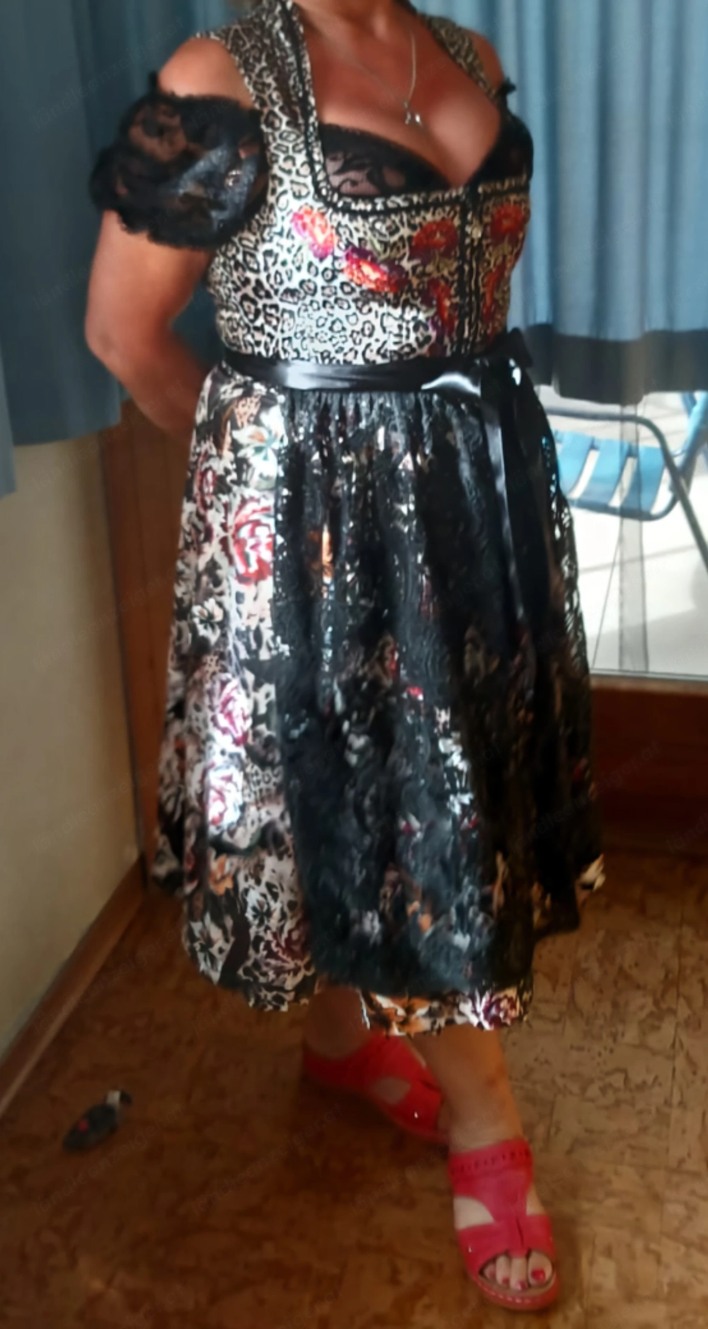 Verkaufe schönes Dirndl 