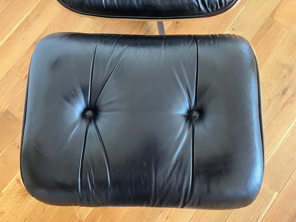 Herman Miller Eames Ottoman