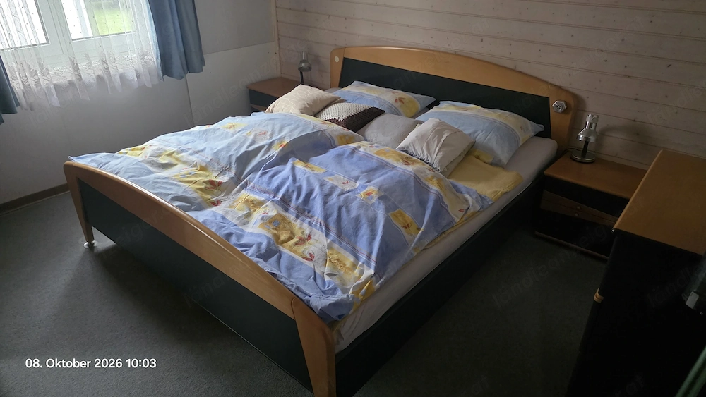 Komplettes Schlafzimmer zu verschenken