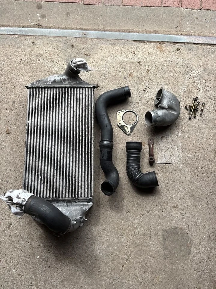 VW Corrado Golf LLK G60 großer Ladeluftkühler kompl. Bogen 180