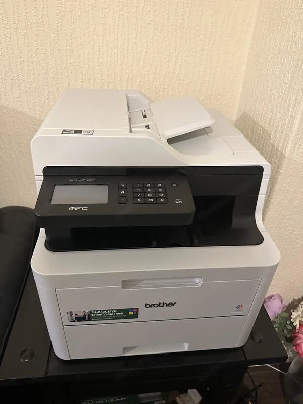 Brother MFC-L3710CW Farb-Multifunktionsdrucker