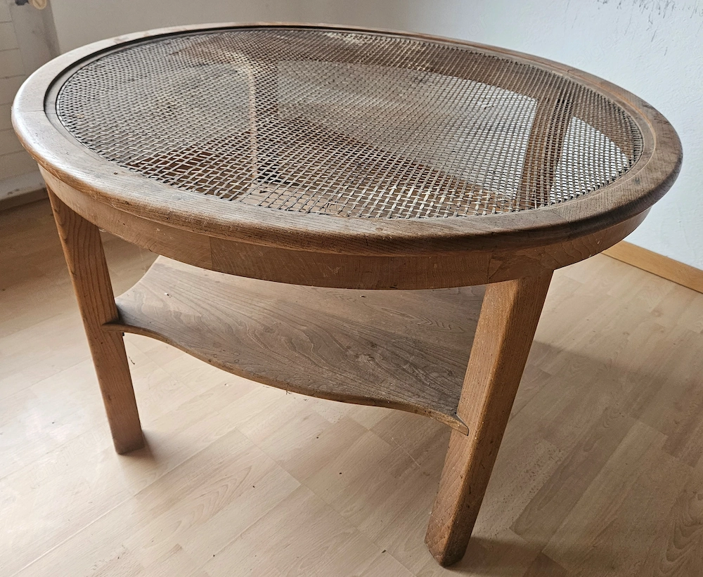 Couchtisch aus Holz