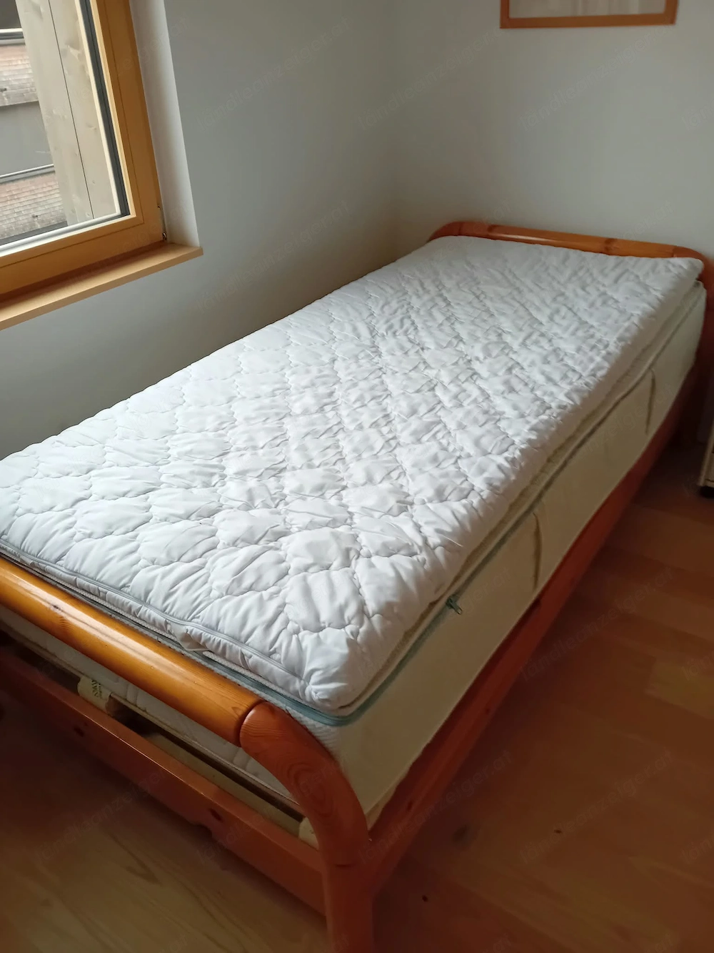 Einzelbett Vollholz