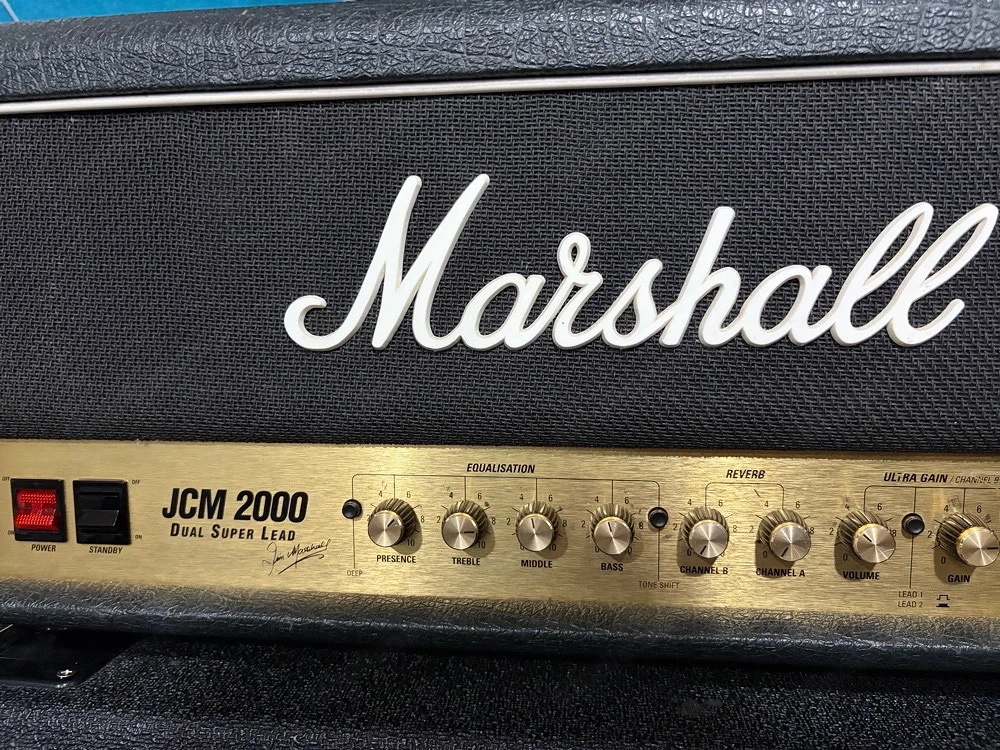Gitarrenverstärker Amp Marshall JCM 2000   100 Watt