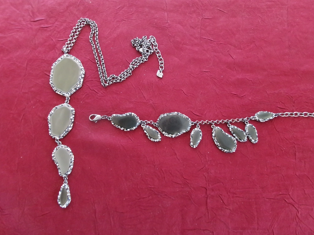 Swarovski - Halskette + Armband 