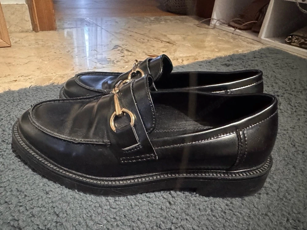 Schuhe von H&M