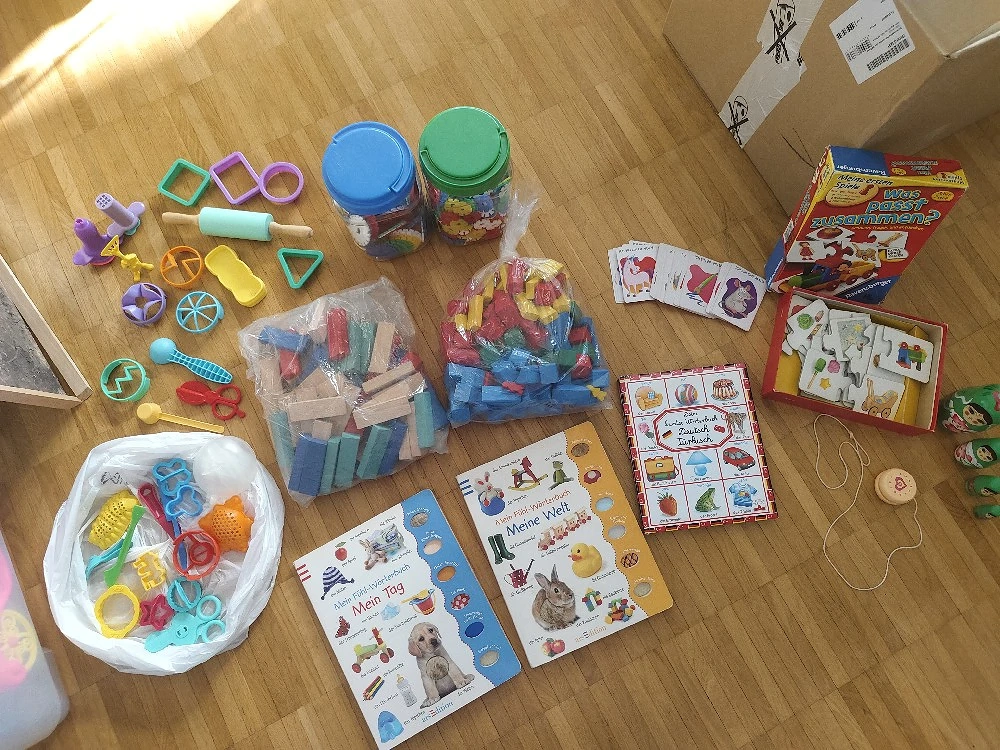 spielzeug paket 